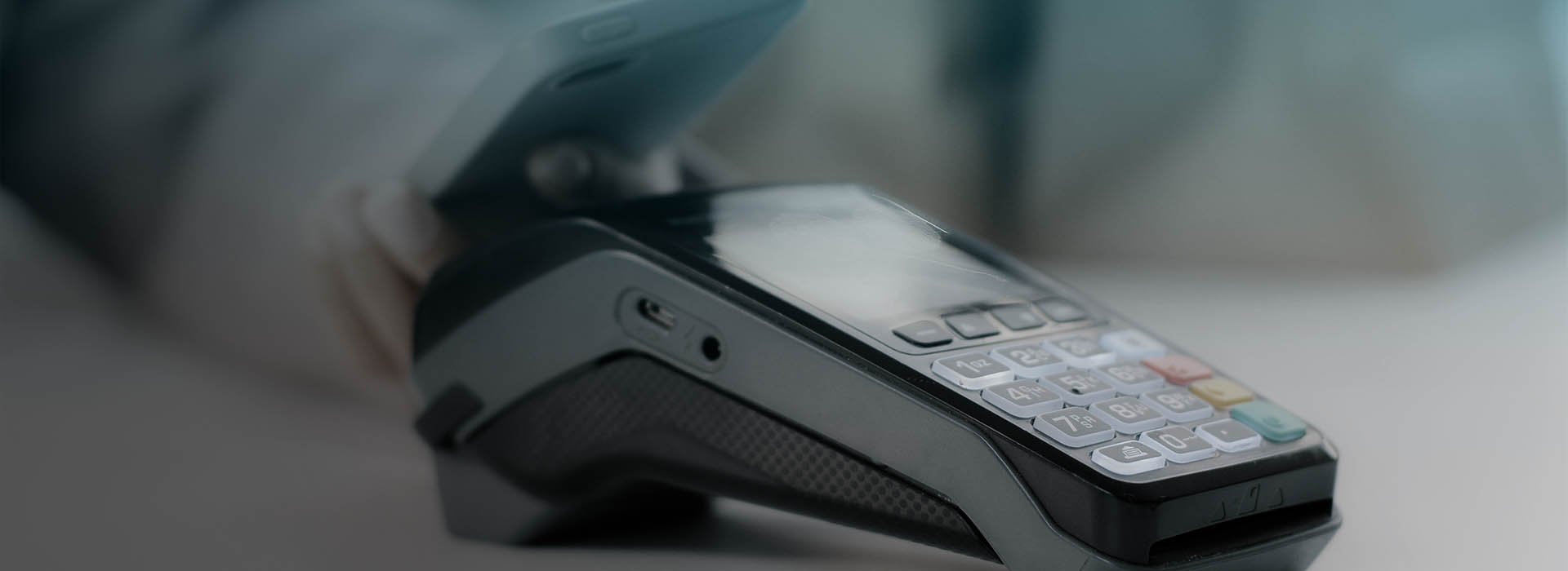 LAUNCHING APPLE PAY IN THE UK MARKET-1920x700